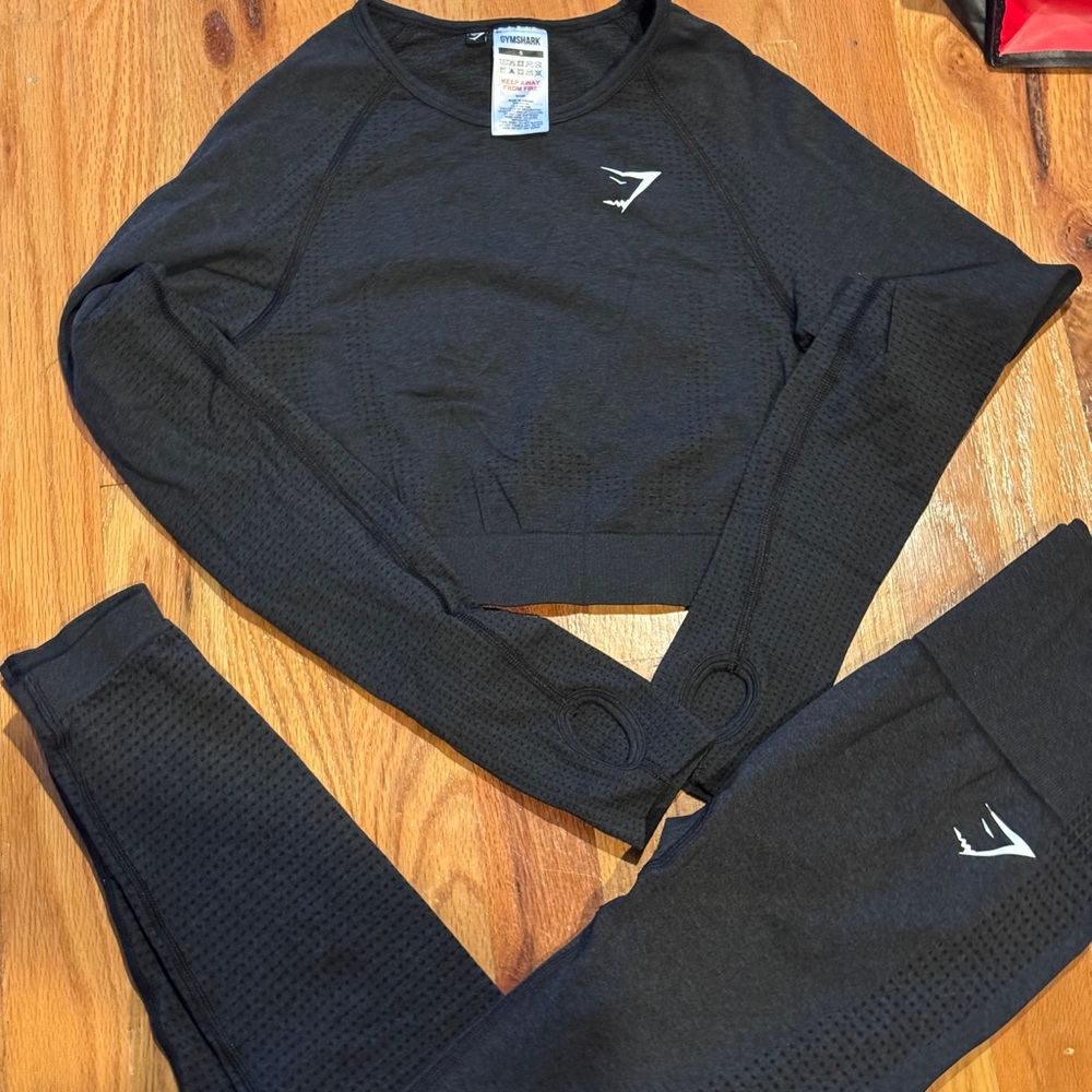 NWOT Gymshark Vital Seamless Leggings and Crop Top set size Small